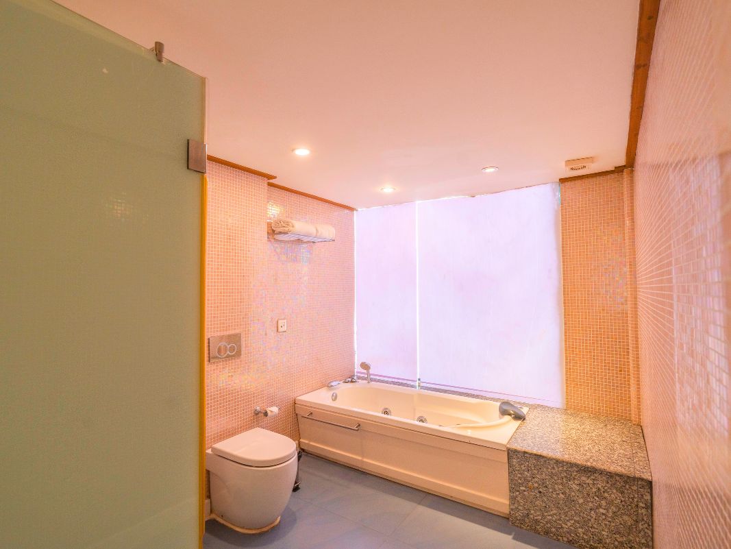 Family Shivalik Cave