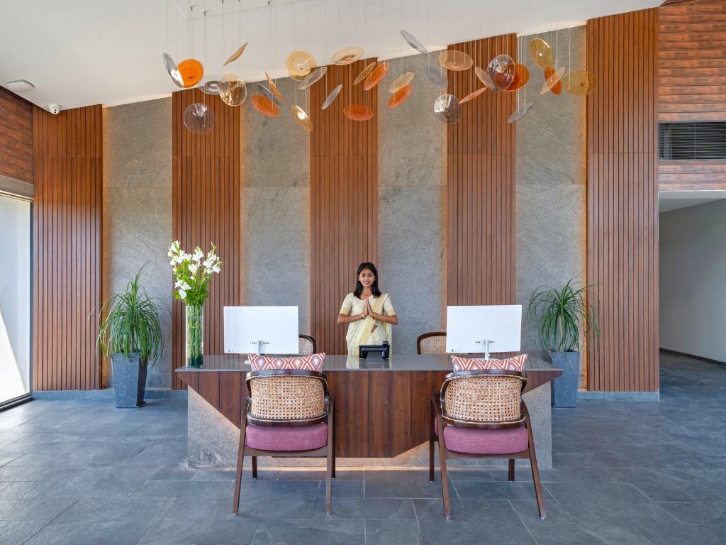  Vandhara Sarovar Premiere Patkote