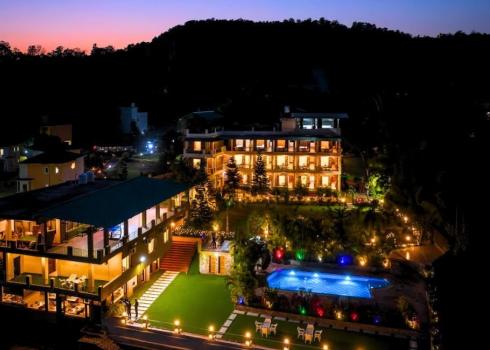 Luxury vs. Budget Resorts in Jim Corbett: Which one is Worth Your Money?