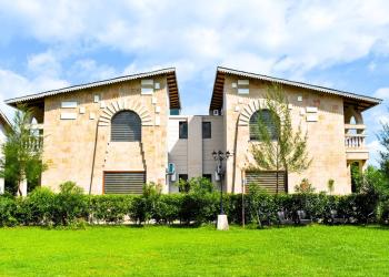 Amaris Greens Jim Corbett