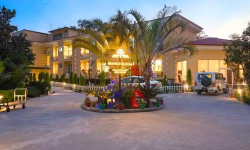 Corbett Mango Bloom River Resort 